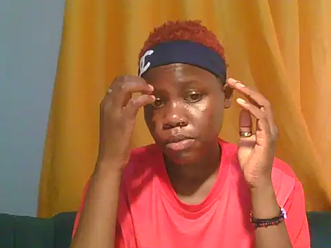 Snapshot of Midnight_whisper01 chatting on 07-13-26, 05:34 Midnight whisper01 online show from 07-13-26, 05:34