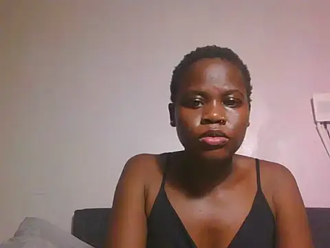 Snapshot of Midnight_whisper01 chatting on 06-17-26, 06:40 Midnight whisper01 online show from 06-17-26, 06:40