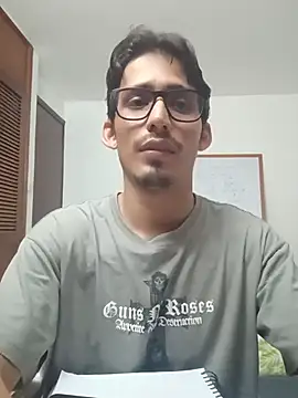 Snapshot of SrIncognito666 chatting on 05-30-26, 01:06 SrIncognito666 online show from 05-30-26, 01:06