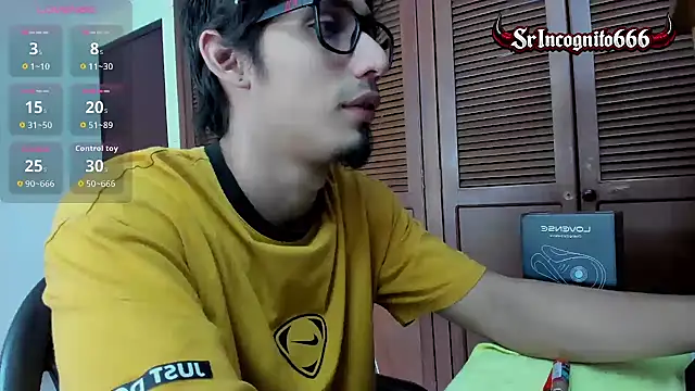 Snapshot of SrIncognito666 chatting on 07-11-26, 04:51 SrIncognito666 online show from 07-11-26, 04:51