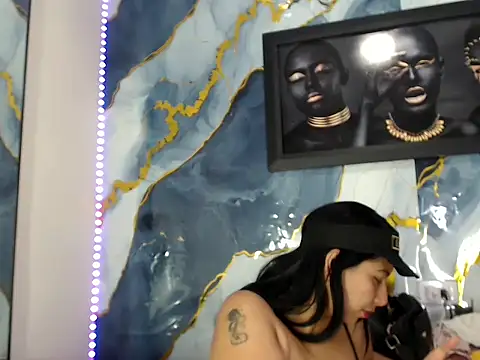 Yasmine Tapias online show from 06-13-26, 10:40