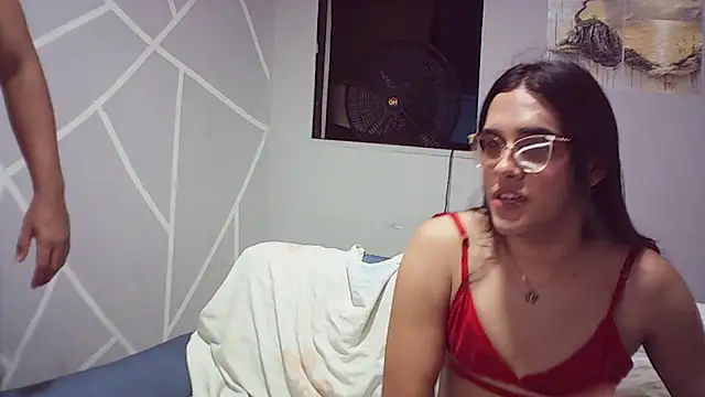Snapshot of shannel_ydo chatting on 06-03-26, 12:11 shannel ydo online show from 06-03-26, 12:11