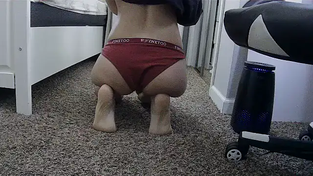 Snapshot of dirtypuppyfun chatting on 06-15-26, 10:31 dirtypuppyfun online show from 06-15-26, 10:31