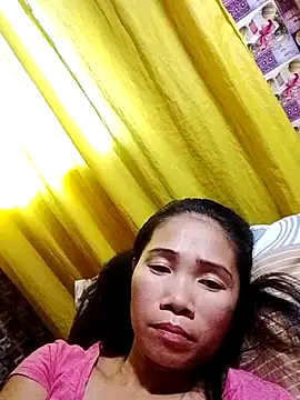 hotmom lyn online show from 06-11-26, 10:07