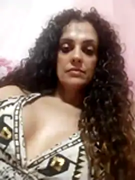 angelaxxx83 online show from 08-01-26, 05:33