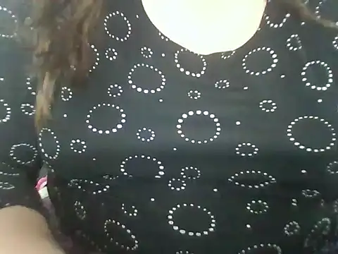 Hotty Khwahish online show from 05-30-26, 12:00