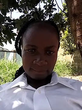 Snapshot of Ebonylouisa chatting on 06-20-26, 09:03 Ebonylouisa online show from 06-20-26, 09:03