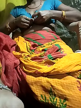 Snapshot of maliska-rani chatting on 07-03-26, 04:46 maliska-rani online show from 07-03-26, 04:46