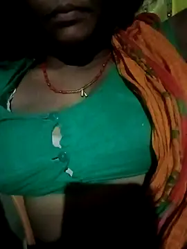 Snapshot of maliska-rani chatting on 07-06-26, 03:58 maliska-rani online show from 07-06-26, 03:58