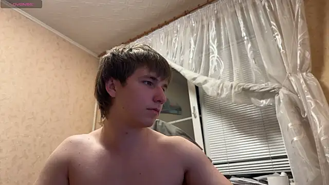 Snapshot of Goolden_Flaash chatting on 06-09-26, 07:37 Goolden Flaash online show from 06-09-26, 07:37