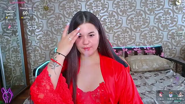 Snapshot of ElisesMuse chatting on 07-15-26, 12:01 ElisesMuse online show from 07-15-26, 12:01