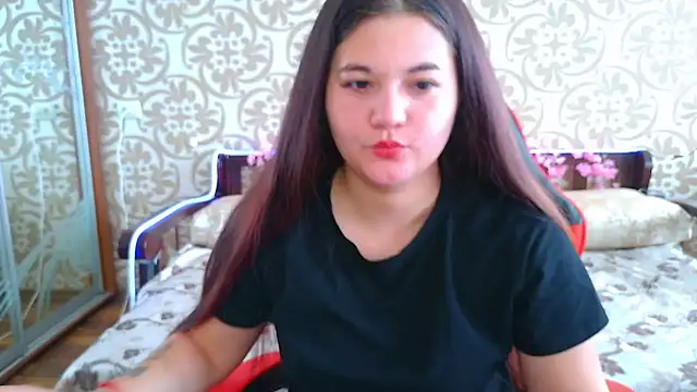Snapshot of ElisesMuse chatting on 07-19-26, 07:28 ElisesMuse online show from 07-19-26, 07:28