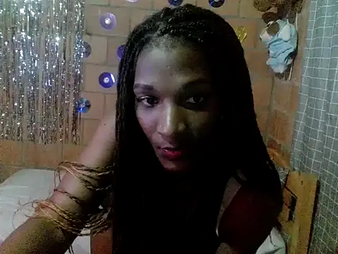 Snapshot of Tinvaldan1204 chatting on 06-18-26, 03:38 Tinvaldan1204 online show from 06-18-26, 03:38
