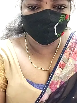 Snapshot of Sindhu-31 chatting on 07-10-26, 09:20 Sindhu-31 online show from 07-10-26, 09:20