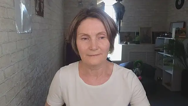 Snapshot of Mabel_Magic chatting on 06-11-26, 12:13 Mabel Magic online show from 06-11-26, 12:13