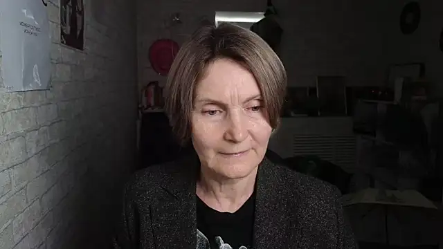 Snapshot of Mabel_Magic chatting on 06-01-26, 06:02 Mabel Magic online show from 06-01-26, 06:02