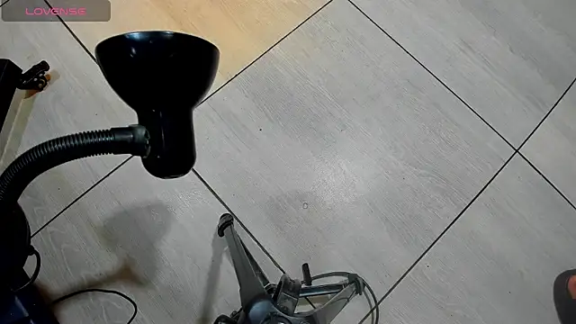Andrea Kitty  online show from 06-16-26, 07:14