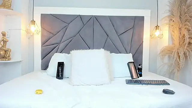 LiamBlake  online show from 05-26-26, 06:00