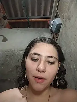 Snapshot of emaflorezz chatting on 06-14-26, 05:14 emaflorezz online show from 06-14-26, 05:14