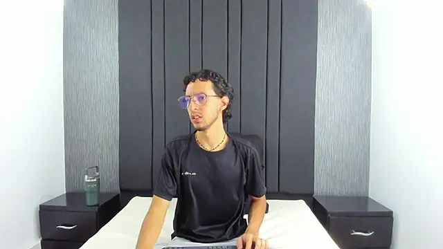 Snapshot of LEO_SANZ66 chatting on 07-07-26, 12:20 LEO SANZ66 online show from 07-07-26, 12:20
