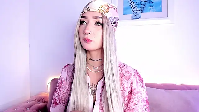 SophieMoneet online show from 05-29-26, 12:33