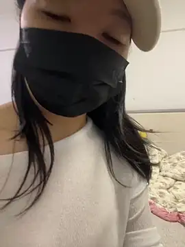 momo-wu online show from 05-30-26, 05:29