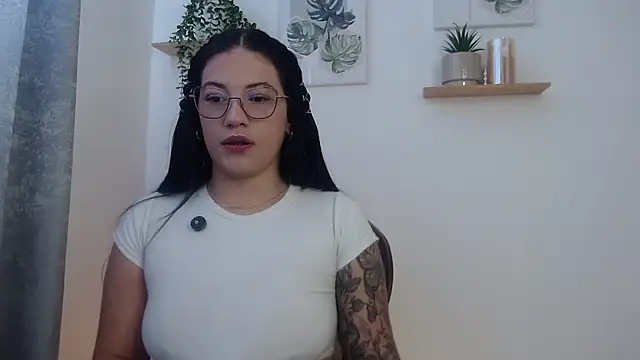 Leena rose online show from 05-30-26, 02:01