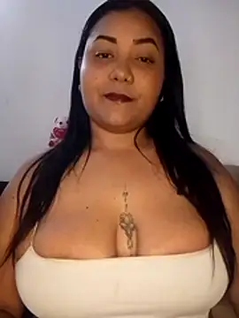 Snapshot of DEISY_8670 chatting on 07-06-26, 09:50 DEISY 8670 online show from 07-06-26, 09:50