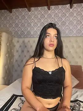 Amel Rosse online show from 06-23-26, 03:32