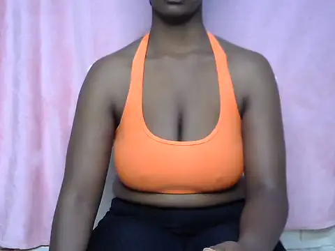 Snapshot of Sexxyheidey chatting on 07-01-26, 01:17 Sexxyheidey online show from 07-01-26, 01:17