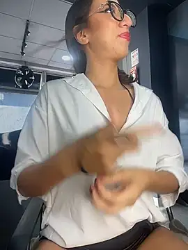 Snapshot of LacyLureXXX chatting on 07-17-26, 09:23 LacyLureXXX online show from 07-17-26, 09:23