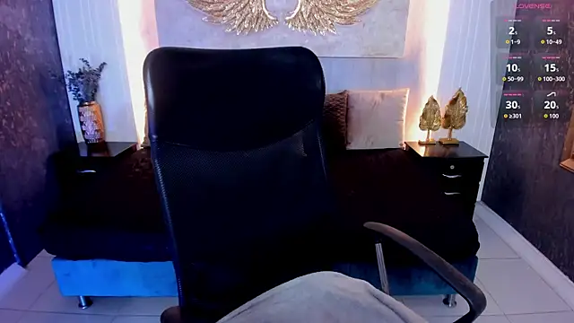 Snapshot of Candy_Lyn_ chatting on 07-18-26, 03:15 Candy Lyn online show from 07-18-26, 03:15