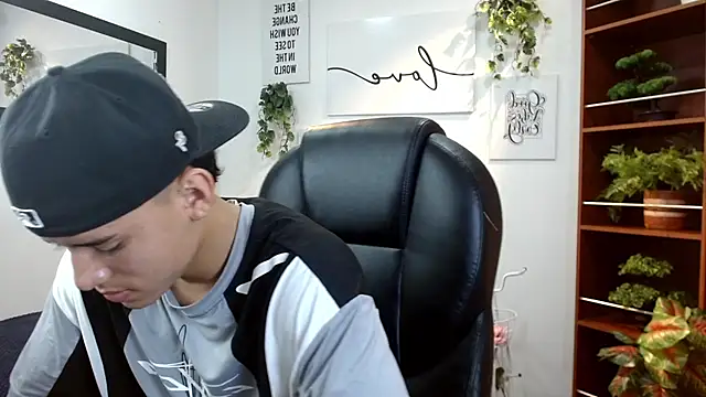 Ryan grayx online show from 06-02-26, 02:28