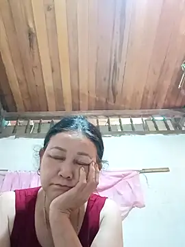 Snapshot of Orio-baby chatting on 06-19-26, 07:58 Orio-baby online show from 06-19-26, 07:58