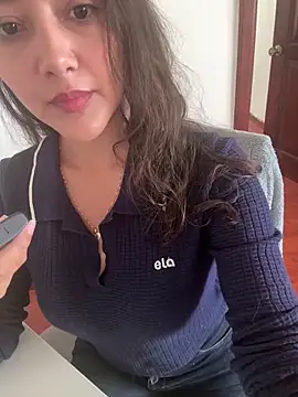 Sofiamt online show from 05-26-26, 04:05