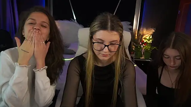 Talia Blakwood online show from 06-03-26, 06:34