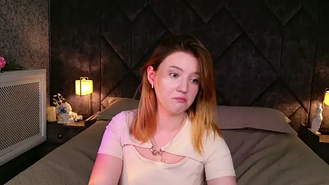 Snapshot of Laura_Stellar chatting on 07-02-26, 06:03 Laura Stellar online show from 07-02-26, 06:03