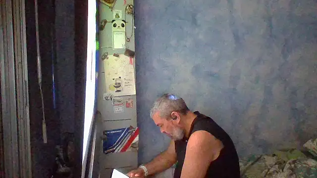 Snapshot of panda_06200 chatting on 06-03-26, 07:40 panda 06200 online show from 06-03-26, 07:40