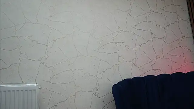 Snapshot of gloriaa_shine chatting on 06-11-26, 04:31 gloriaa shine online show from 06-11-26, 04:31