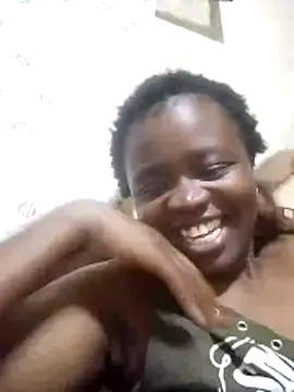 Snapshot of Carinasweets chatting on 06-15-26, 03:44 Carinasweets online show from 06-15-26, 03:44