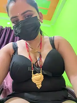 Snapshot of Curvy_shivani chatting on 06-14-26, 03:57 Curvy shivani online show from 06-14-26, 03:57