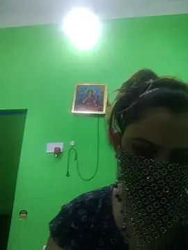 Snapshot of Curvy_shivani chatting on 07-25-26, 10:32 Curvy shivani online show from 07-25-26, 10:32