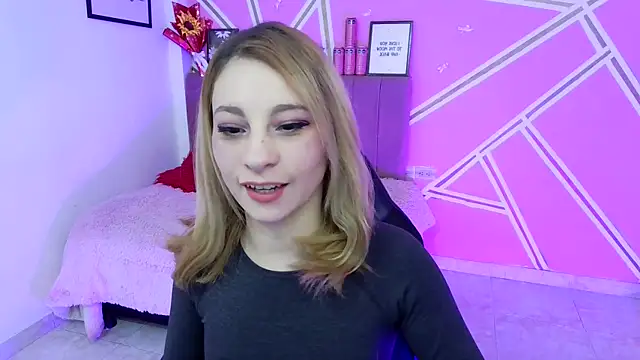 Snapshot of Barbie__sweet chatting on 06-26-26, 12:33 Barbie sweet online show from 06-26-26, 12:33