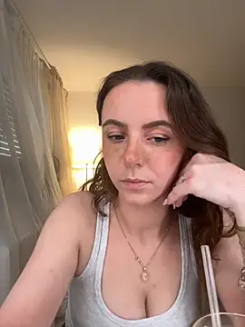 Snapshot of Cherry-Bean chatting on 06-20-26, 05:18 Cherry-Bean online show from 06-20-26, 05:18
