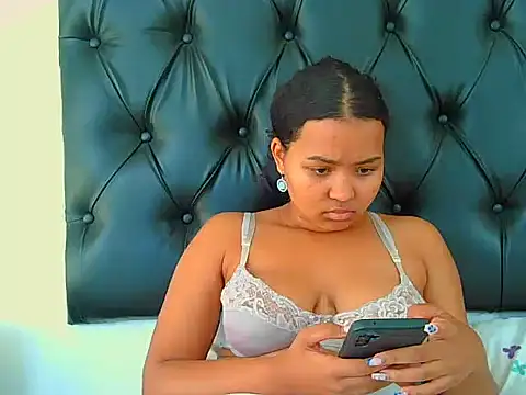 indianaphrodite1 online show from 06-05-26, 06:52