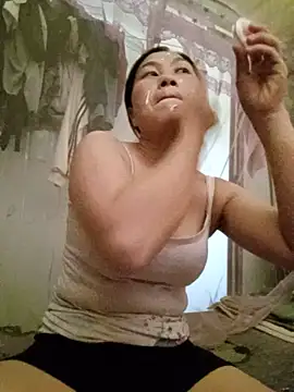 Snapshot of Mia-mia12 chatting on 06-03-26, 05:52 Mia-mia12 online show from 06-03-26, 05:52
