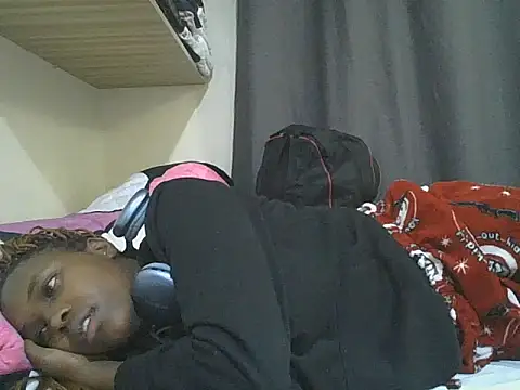 sexylittleprincess1 online show from 06-11-26, 08:28