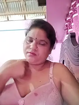 Snapshot of Maya_Vabi chatting on 06-05-26, 04:39 Maya Vabi online show from 06-05-26, 04:39