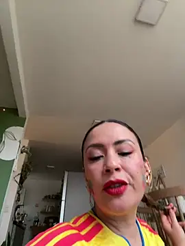 BellaNovaLove online show from 06-17-26, 11:03