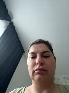 evaxxxcurvyxxx online show from 07-04-26, 05:39